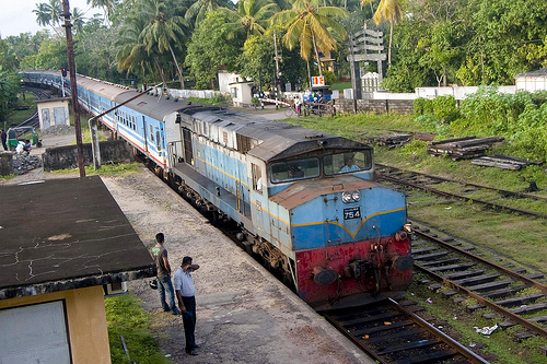 'Ruhunu Kumari' Express train at Aluthgama